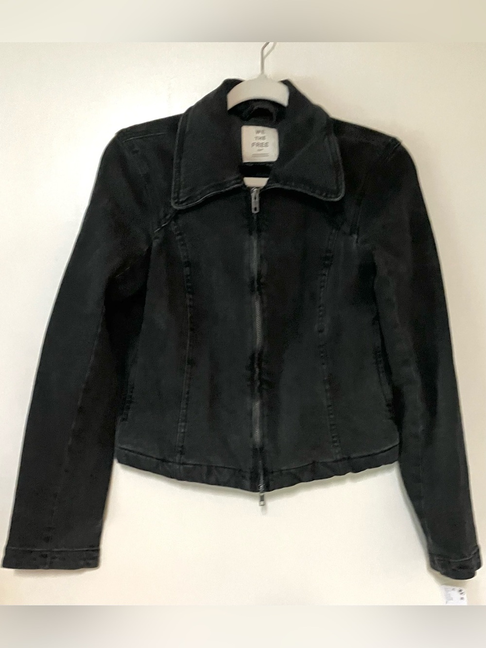 We The Free River Black Distressed Cropped/Fitted Denim Jacket: Small